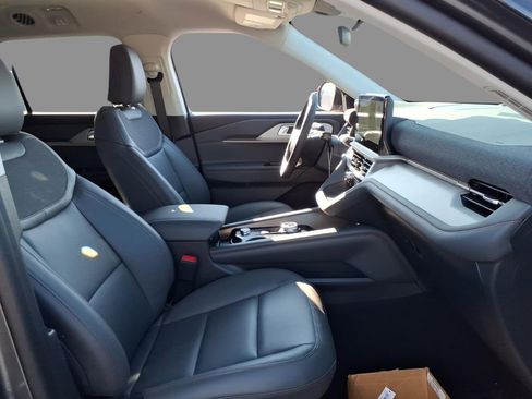 New 2026 Ford Explorer Active w/ Active Comfort Package image 12