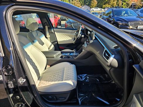 Certified 2025 Genesis G70 3.3T Advanced w/ Sport Prestige Package image 29