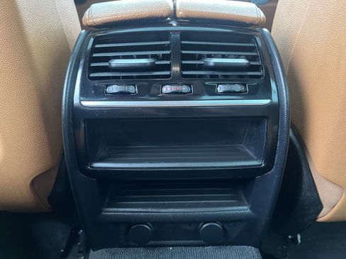 Used 2018 BMW 530i xDrive AWD/4WD image 28