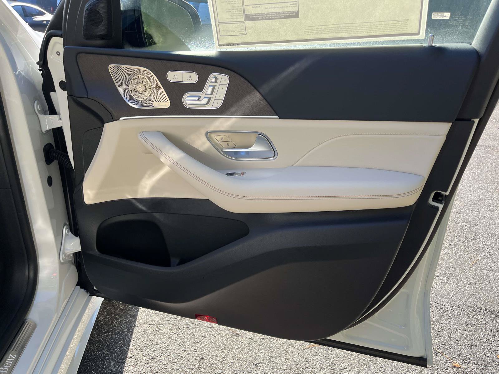 New 2027 Mercedes-Benz GLS 450 4MATIC image 50