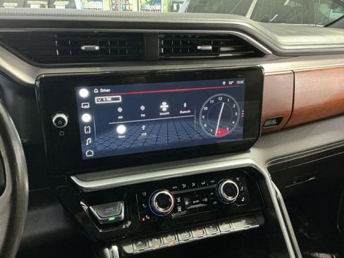 Used 2022 GMC Sierra 1500 Denali w/ Denali Reserve Package image 26