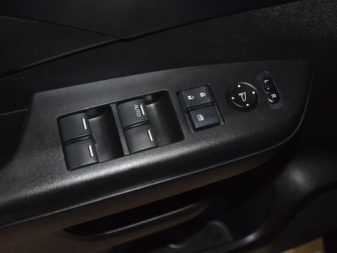 Used 2015 Honda CR-V LX image 23