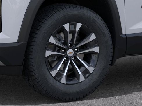 New 2027 Chevrolet Equinox LT w/ Convenience Package II FWD image 33