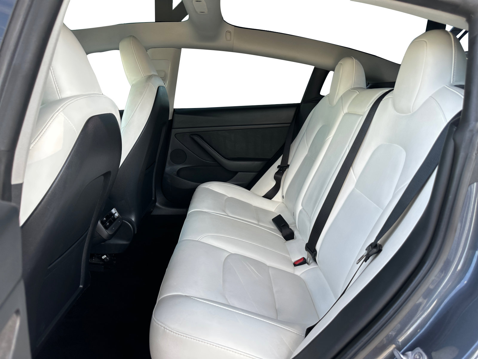 Used 2023 Tesla Model 3 Standard Range RWD image 13