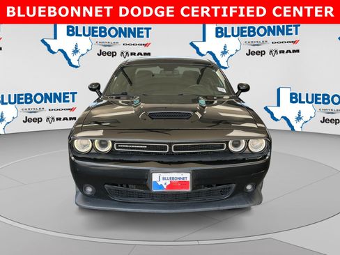Used 2019 Dodge Challenger R/T RWD image 2