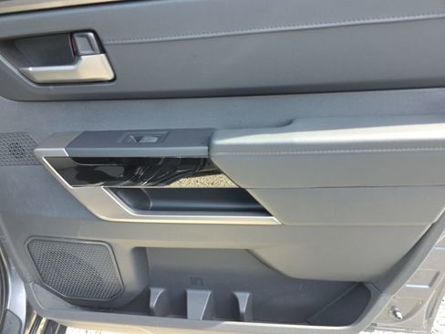 Used 2024 Toyota Tundra Limited image 18