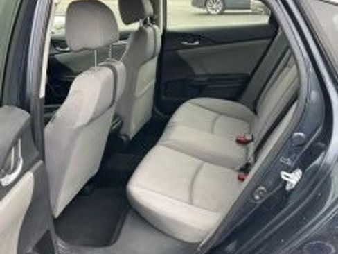 Used 2019 Honda Civic EX image 9