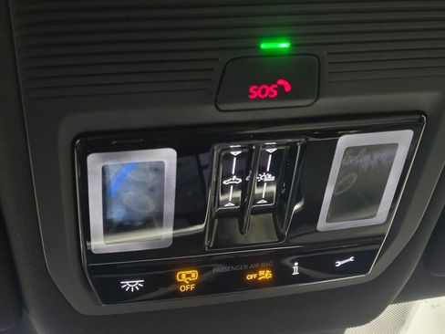 Used 2024 Volkswagen Atlas Cross Sport SEL Premium R-Line image 48