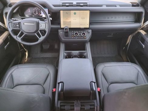 Used 2026 Land Rover Defender 110 X-Dynamic SE AWD/4WD image 14