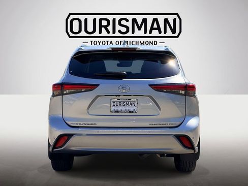 Used 2021 Toyota Highlander Platinum AWD/4WD image 23