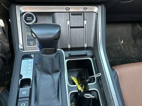 Used 2025 Lexus GX 550 w/ Accessory Package (Z1) AWD/4WD image 18