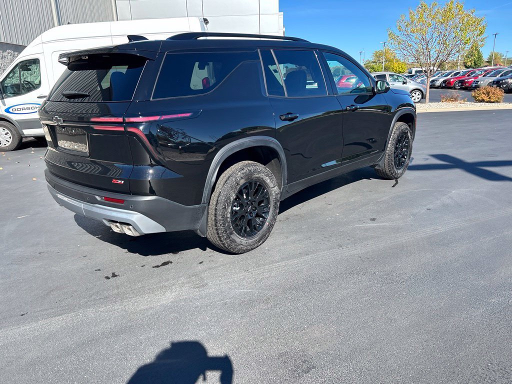 Used 2026 Chevrolet Traverse Z71 w/ Driver Confidence Package AWD/4WD image 6