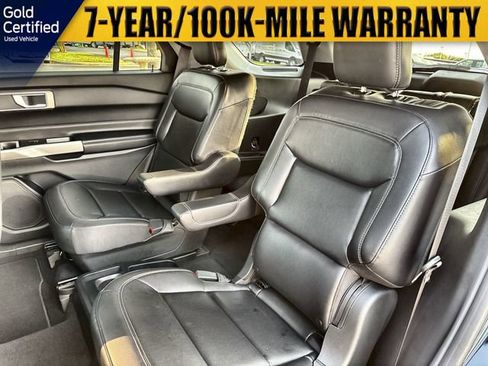 Used 2021 Ford Explorer XLT w/ Equipment Group 202A AWD/4WD image 33