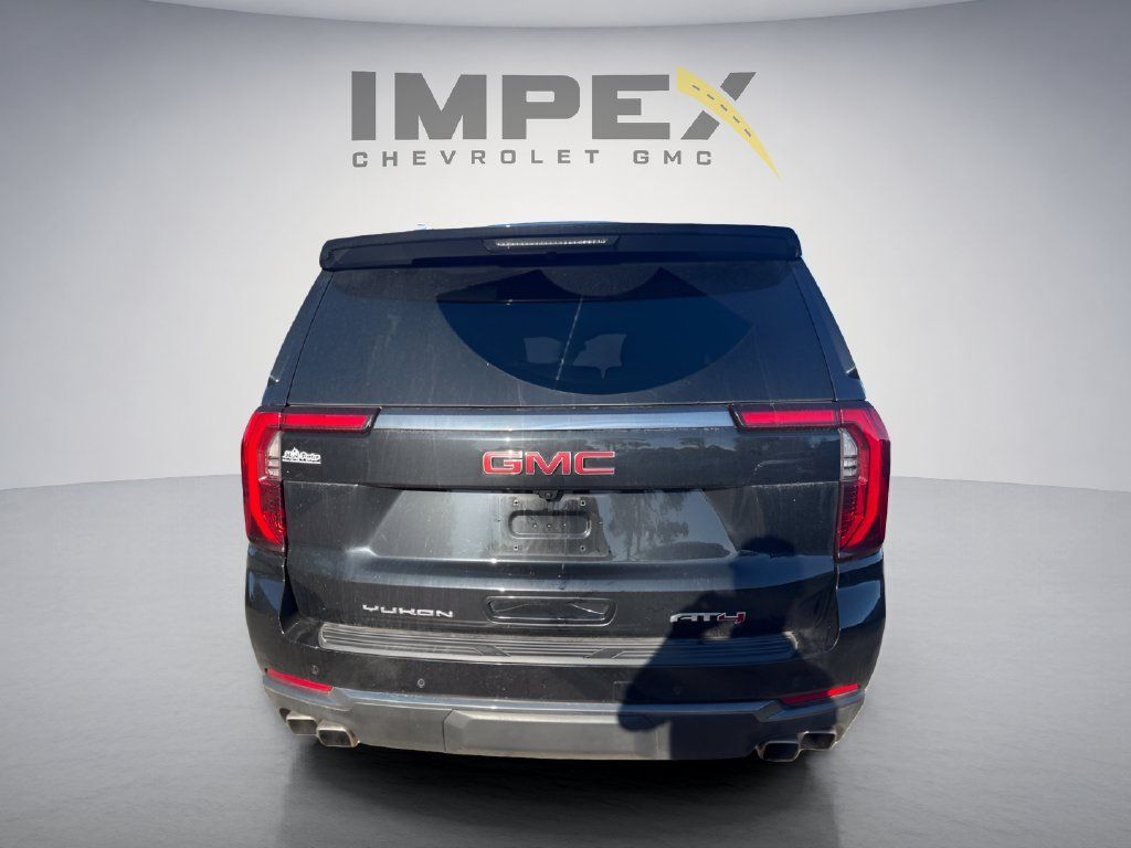 Used 2025 GMC Yukon XL AT4 w/ LPO, Floor Liner Package AWD/4WD image 4