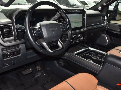 Used 2024 Ford F250 Platinum image 36