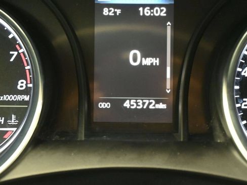 Used 2020 Toyota Camry LE FWD image 16
