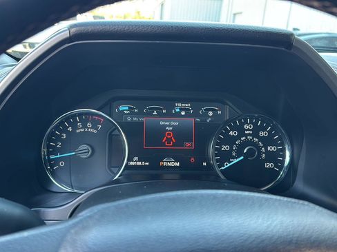 Used 2020 Ford F150 Platinum w/ Equipment Group 701A Luxury image 19