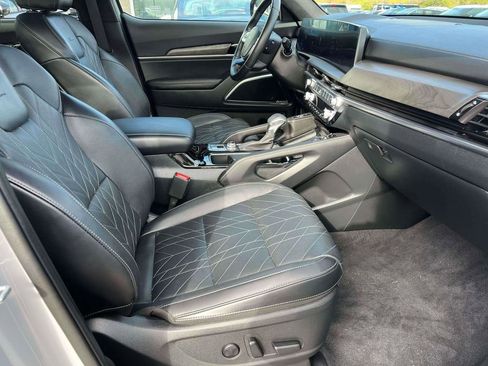 Used 2025 Kia Telluride SX Prestige X-Line image 12