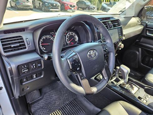 Used 2020 Toyota 4Runner TRD Off-Road Premium w/ Moonroof Package AWD/4WD image 16