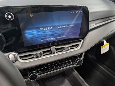 New 2026 Chevrolet Equinox LT w/ Convenience Package II image 23