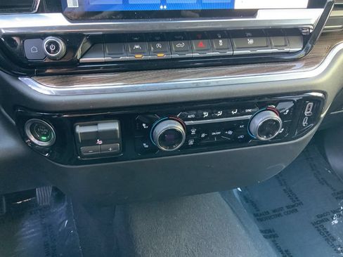Used 2024 Chevrolet Silverado 1500 RST AWD/4WD image 12