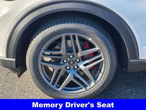 New 2026 Ford Explorer ST-Line w/ ST-Line Street Pack image 10