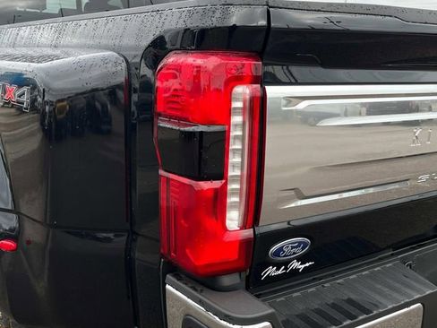 Used 2025 Ford F450 King Ranch w/ Chrome Package image 13