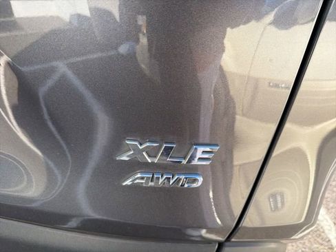 Used 2024 Toyota RAV4 XLE image 18