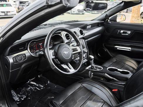 Used 2019 Ford Mustang GT Premium w/ Equipment Group 401A RWD image 2