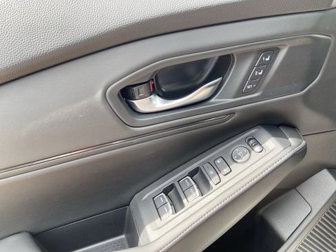 Used 2023 Honda Accord Sport image 43