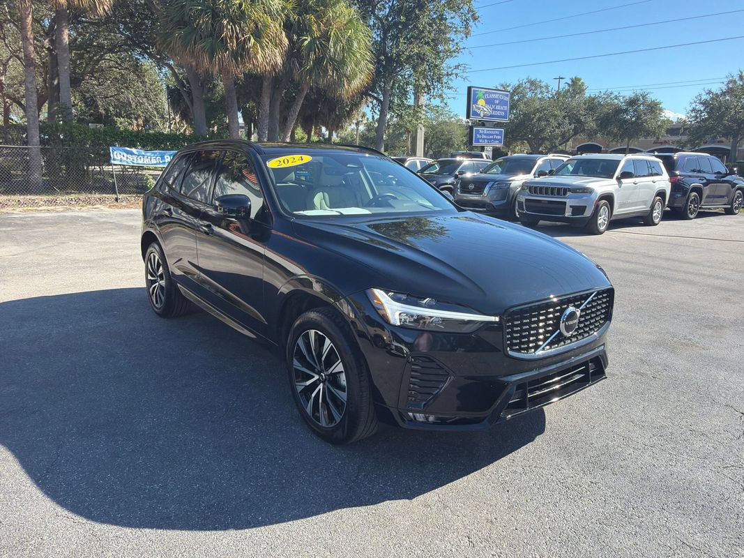 Used 2024 Volvo XC60 B5 Core w/ Protection Package Premier AWD/4WD image 7