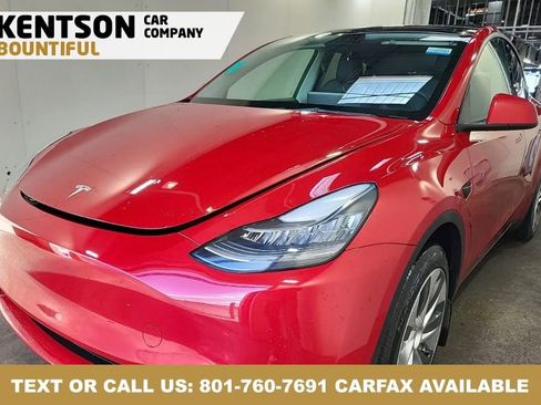 Used 2023 Tesla Model Y Long Range AWD/4WD image 2