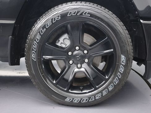 Used 2023 RAM 1500 Big Horn RWD image 9