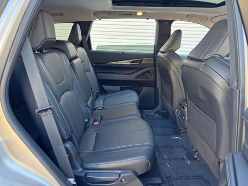 Used 2023 INFINITI QX60 Luxe w/ Cargo Package AWD/4WD image 44