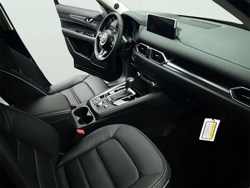 New 2025 MAZDA CX-5 AWD 2.5 S w/ Premium Plus Pkg image 7