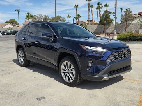 Used 2025 Toyota RAV4 Limited w/ Advanced Technology Package FWD image 3