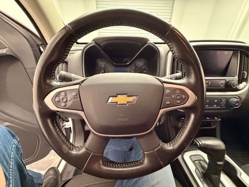 Used 2021 Chevrolet Colorado LT w/ Safety Package image 14