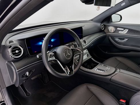 Used 2023 Mercedes-Benz E 450 4MATIC Sedan image 10