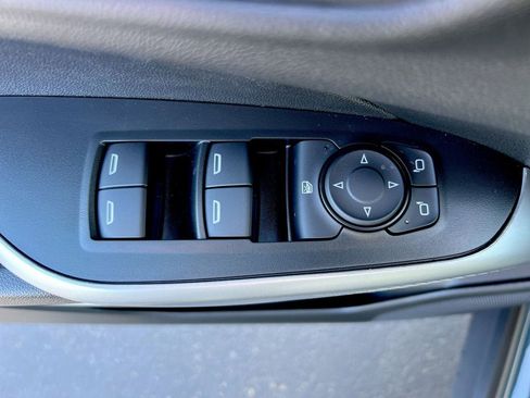 New 2026 Chevrolet Trax LS w/ LS Convenience Package FWD image 19