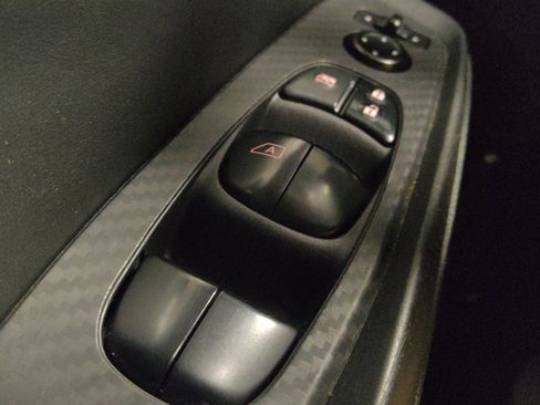 Used 2023 Nissan Sentra SV FWD image 27