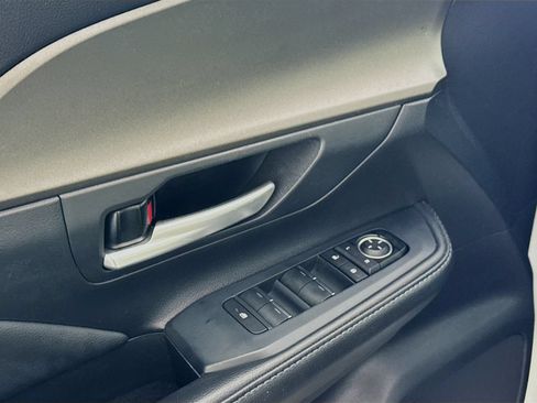 Certified 2024 Toyota Grand Highlander AWD image 13