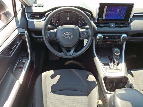 Used 2024 Toyota RAV4 LE FWD image 11