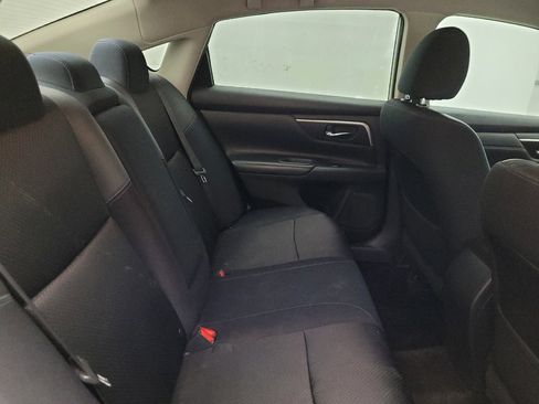 Used 2017 Nissan Altima 2.5 SR w/ Midnight Edition Package FWD image 19