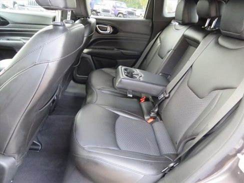 Used 2022 Jeep Compass Altitude image 25