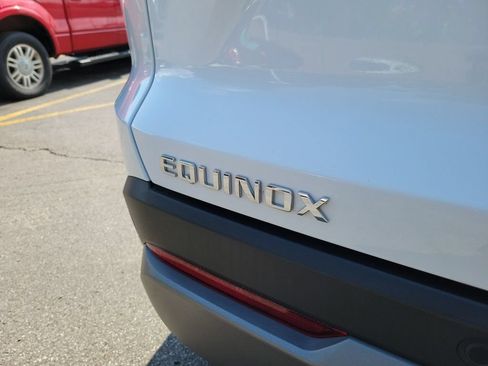 Certified 2025 Chevrolet Equinox LT FWD image 8