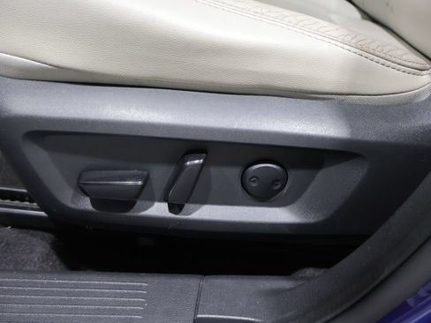 Used 2021 Nissan Rogue SL AWD/4WD image 12