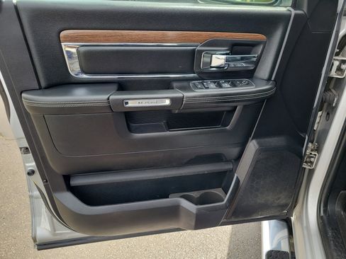 Used 2016 RAM 1500 Laramie image 18