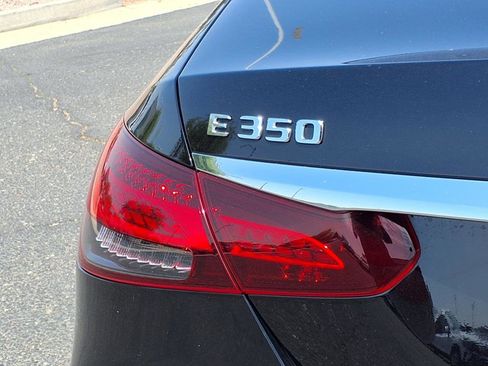 Used 2021 Mercedes-Benz E 350 Sedan image 16