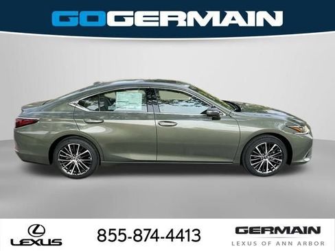 New 2025 Lexus ES 350 w/ Premium Package image 9