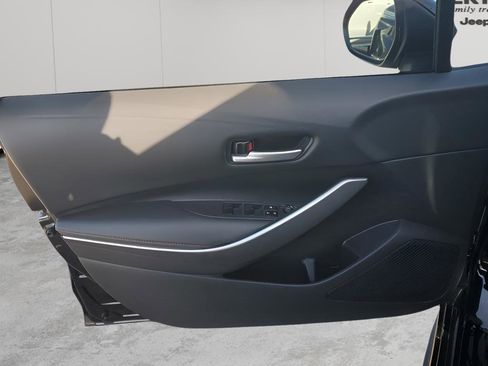 Used 2024 Toyota Corolla SE image 27